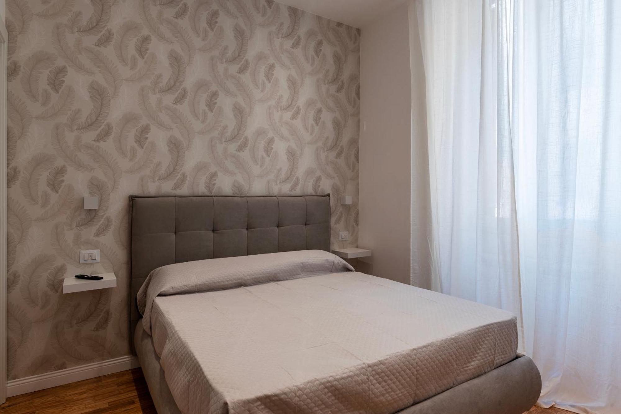 Rome Huge & Cozy Apartment Exterior photo